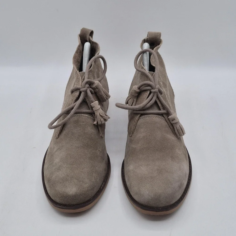 Hush Puppies Chukka Boots‎ Mens Size 10 Taupe Suede Desert Lace Up Tassel Ankle